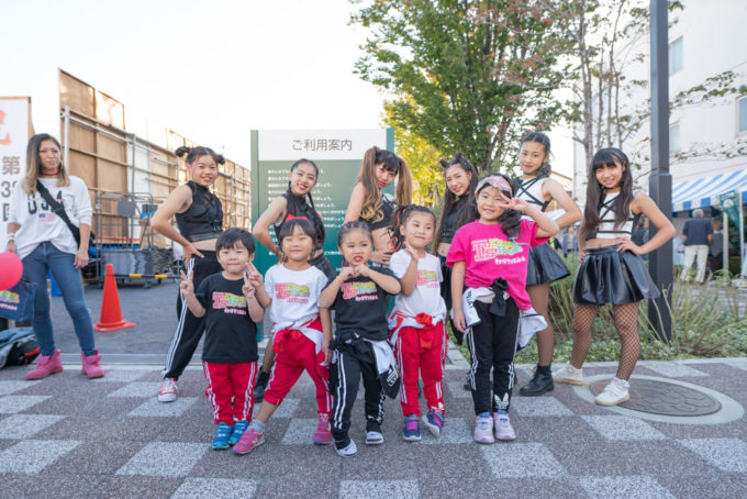 雨でもダンスで元気に♪の写真